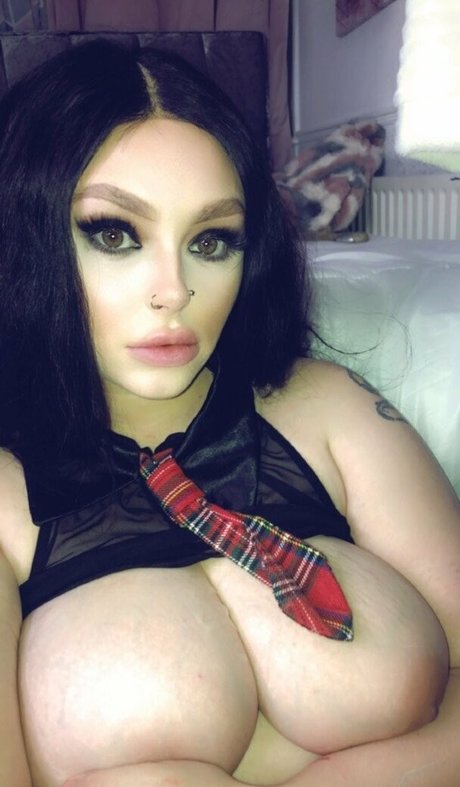 antoniagrahamx exclusive actress pic