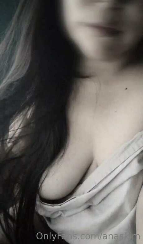 anaskim pornstar erotic img