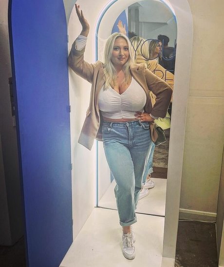 shemale dominatrix onlyfans porno archive