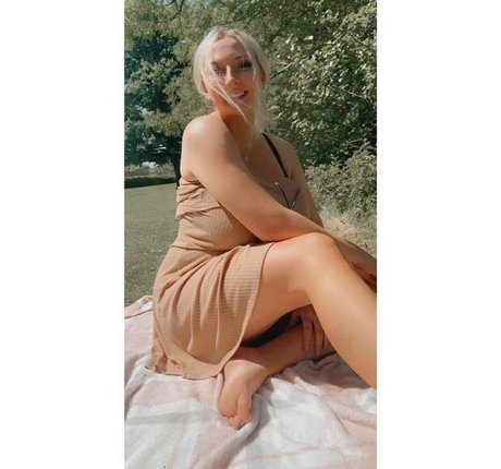 Shona Colson model erotic photo