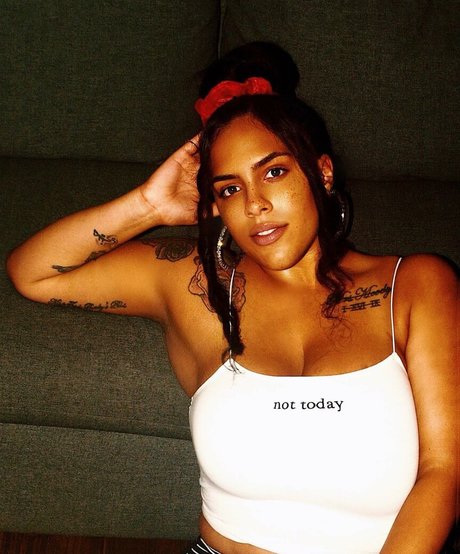 Brasi Quinzel nice star galleries