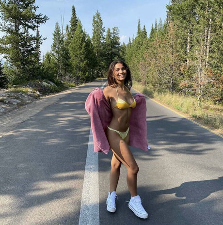 Tina Tonkin exclusive actress galleries