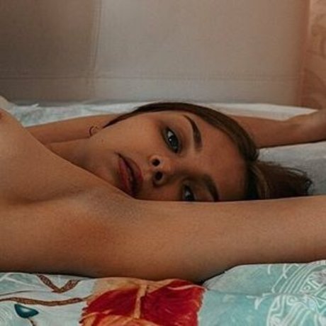 elisejays star sexy image