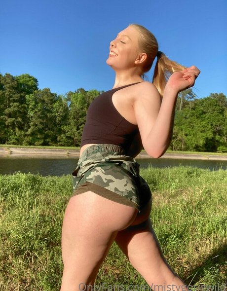 mistybluegonewild top star picture