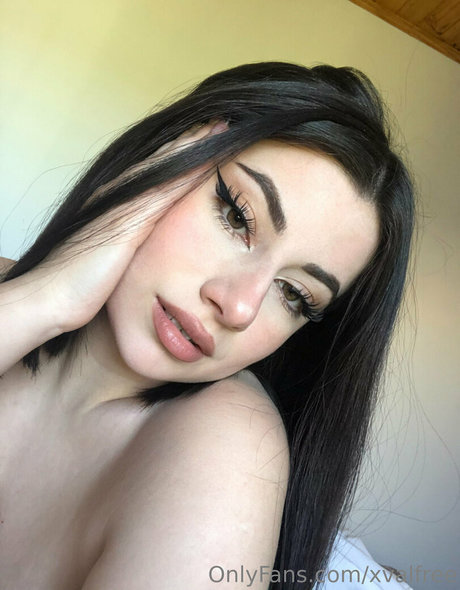 yourgirlfriendval pornstar nude gallery