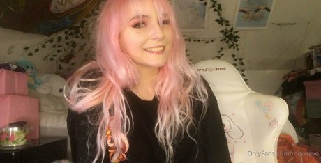 swinger milf onlyfans nude pics