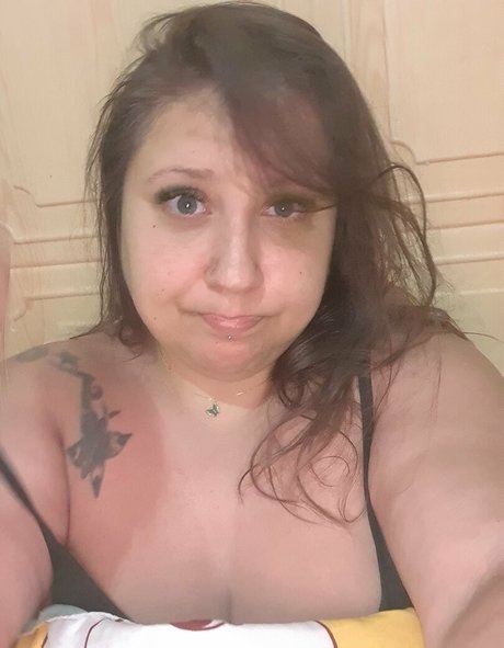 lorabbw nude model photo