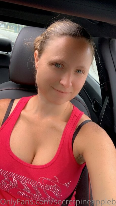 secretpineapplebabe pornographic actress archive