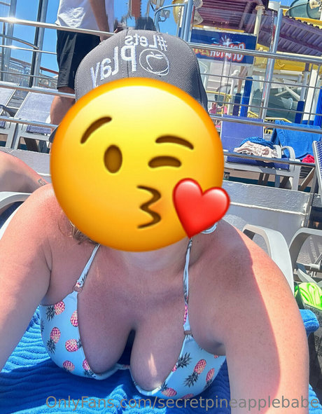 secretpineapplebabe model beautiful pictures