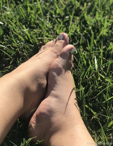 keonavalentine perfect actress picture