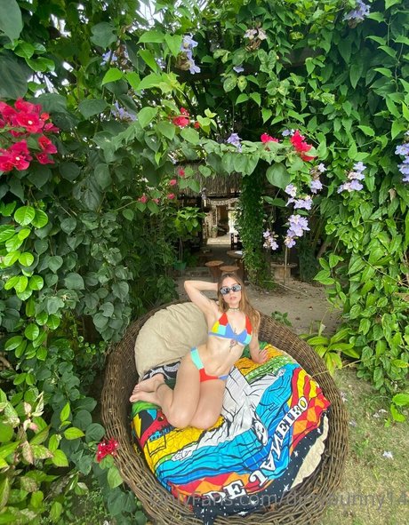 dirtybunny14 model porn galleries