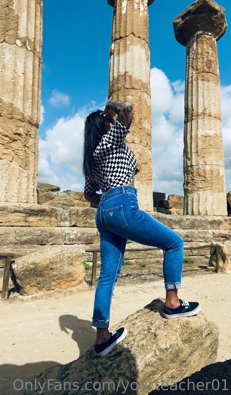 yourteacher01 model adult image