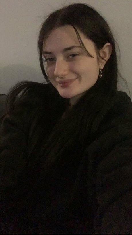 ariannas interlude adult star pic