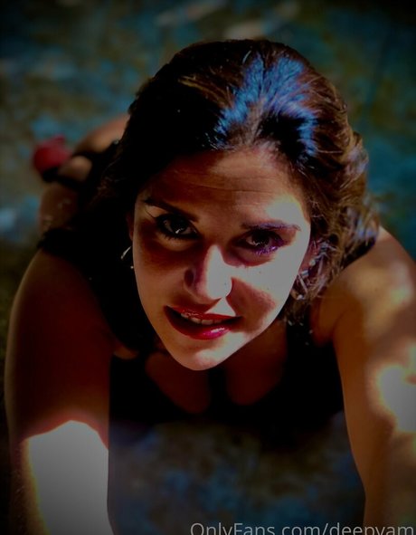 sweetarabgirl hot model images