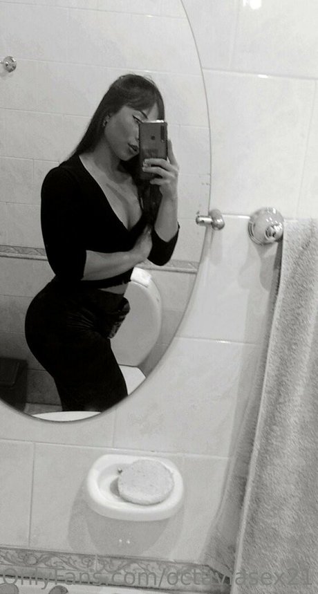 octaviasex21 erotic star archive