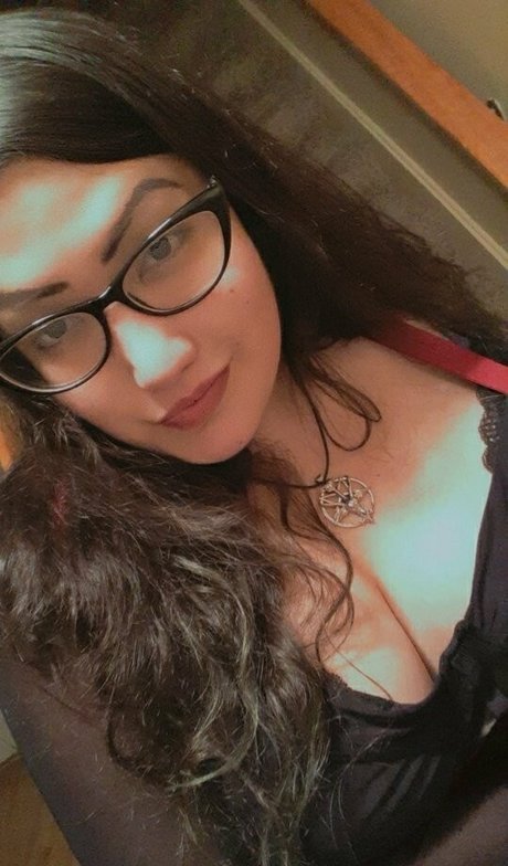 spacevvitch666 Profile pic