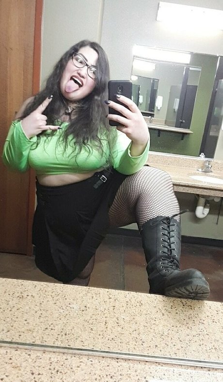 spacevvitch666 adult model pics