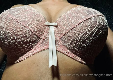 nicolelovesonlyfansfree xxx star picture