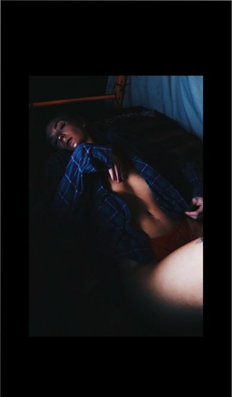 thisominouslife pornstar nudes pictures