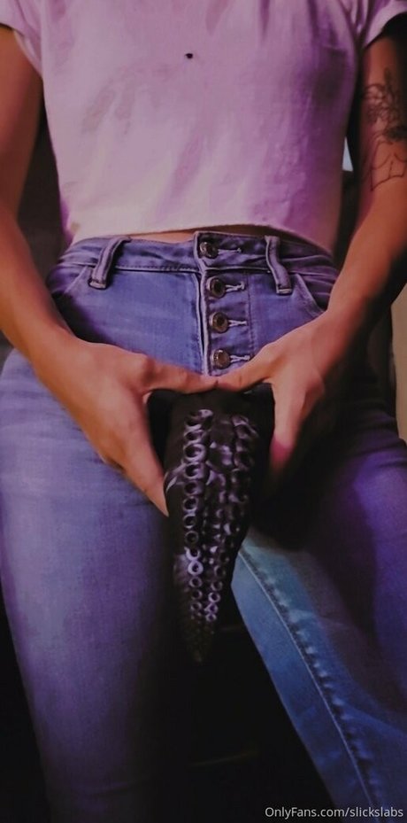 thisominouslife erotic actress gallery