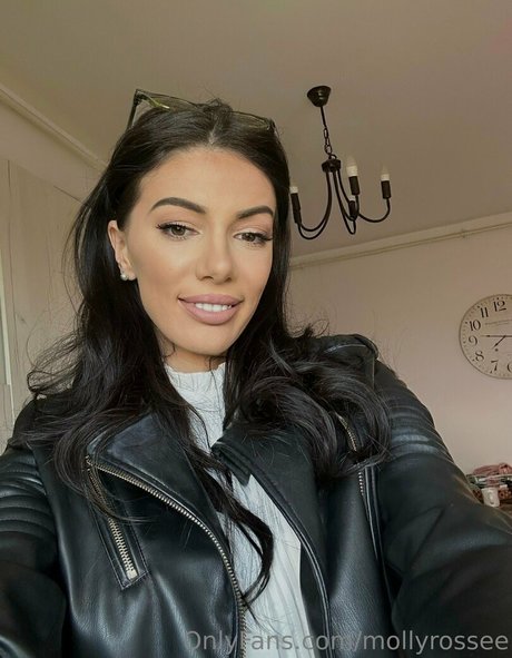 mollyrossee nice pornstar pictures