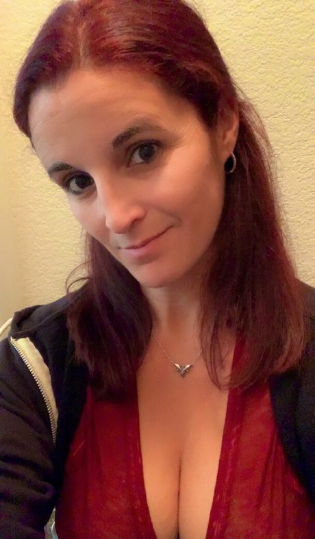 Mrs Badass pornstar sexy images