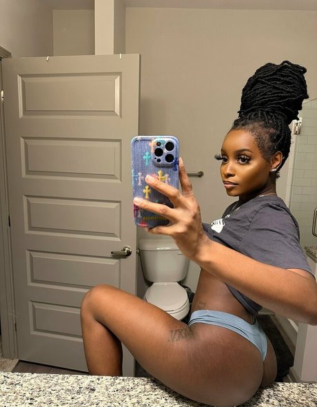 asiaamazeya beautiful actress photo