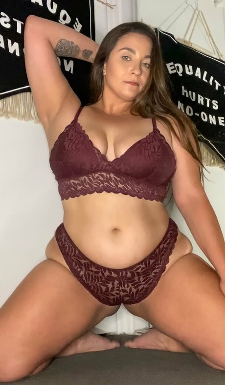 mikpeachy pretty pornstar image