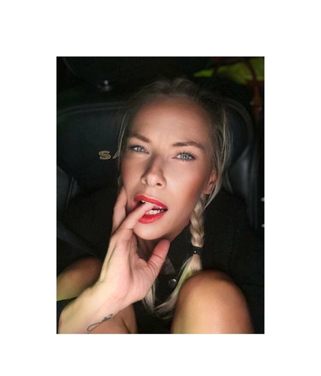 loveislove01 pornstar top pictures