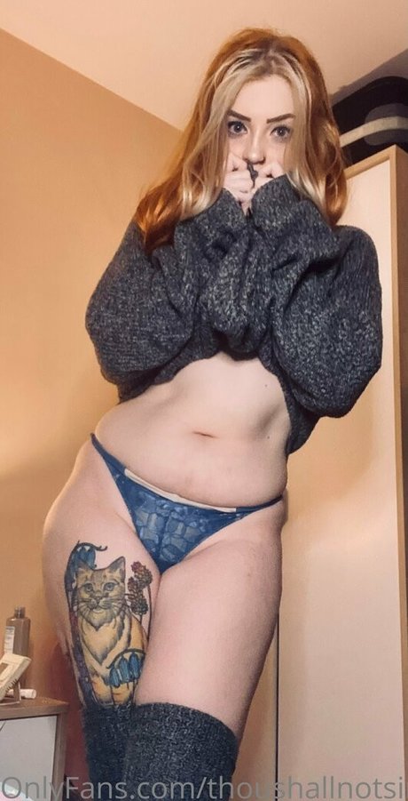 thoushallnotsimp nude star galleries