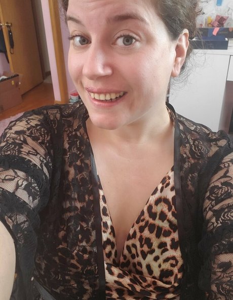 prettylittlecurls erotic pornstar galleries