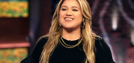 Kelly Clarkson pornstar images