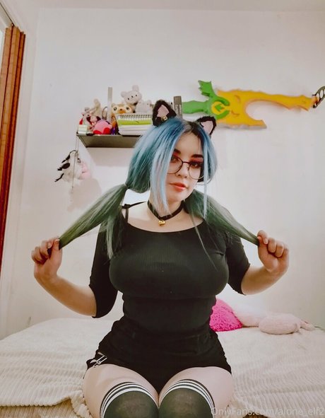 allein grrrl nudes actress picture