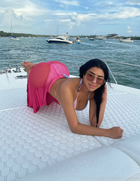 azariafreepage star pretty pics