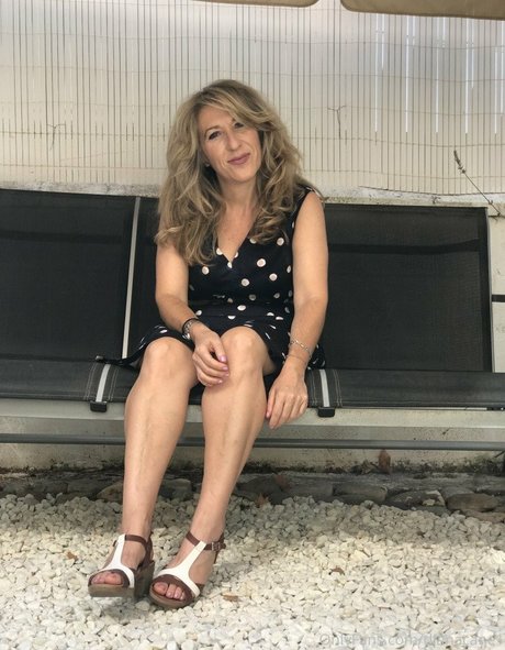 skinny shemale onlyfans hot photos