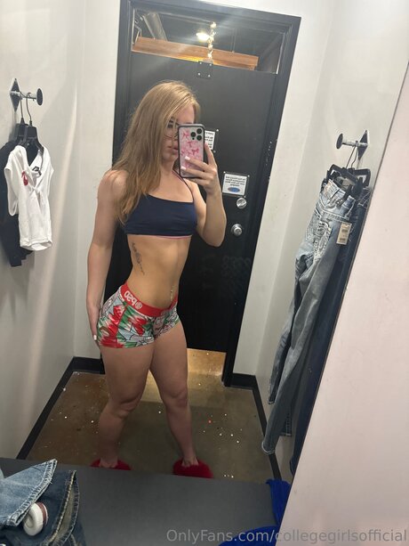 collegegirlsofficial naked pornstar photos