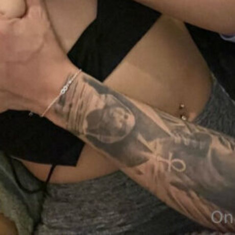 thatgirlsue best model image