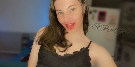 RealRS pornstar nude pictures