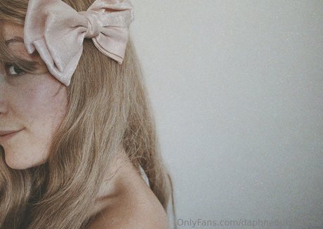 daphnebubblefree hot pornstar img
