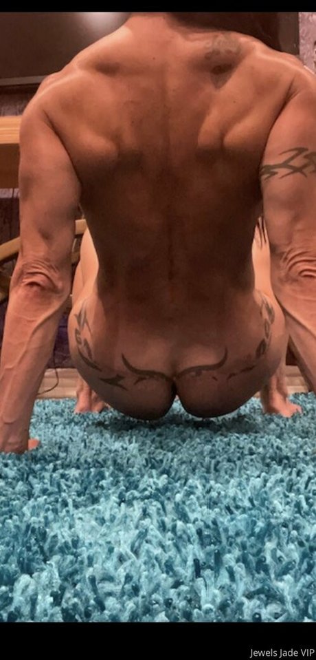 jewels jade vip model porn pictures