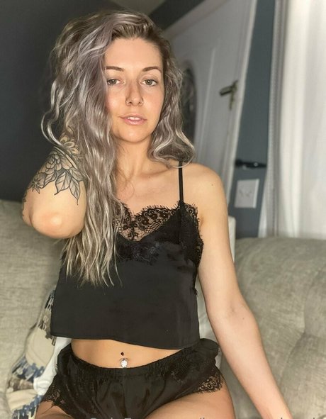 lunamoonlewds erotic pornstar pictures