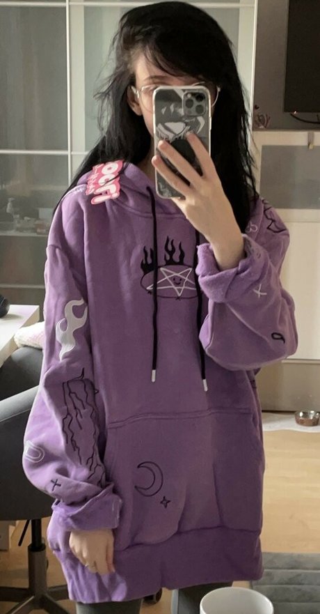 Nananightray model pornographic pic