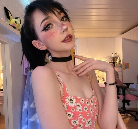 Nananightray hot actress gallery