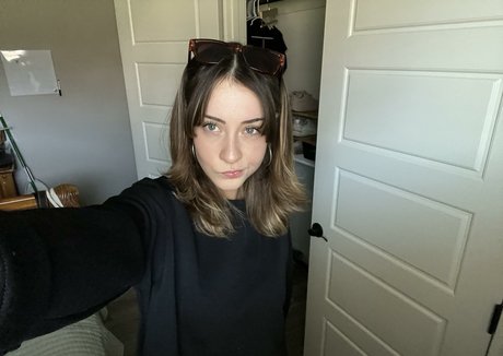 Kelsey Grzybowski pornstar exclusive pic