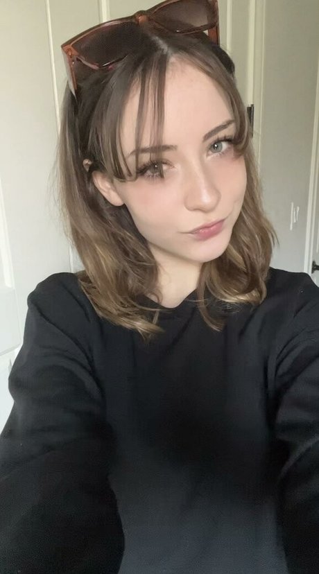 Kelsey Grzybowski nudes pornstar img