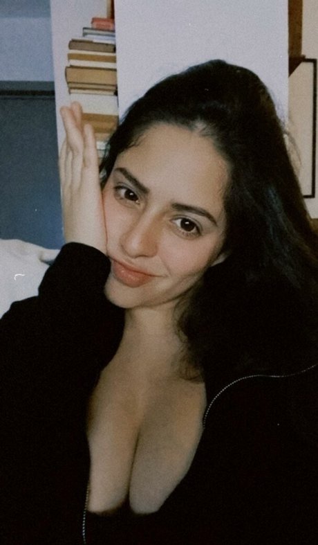 Totti Mane exclusive model photo