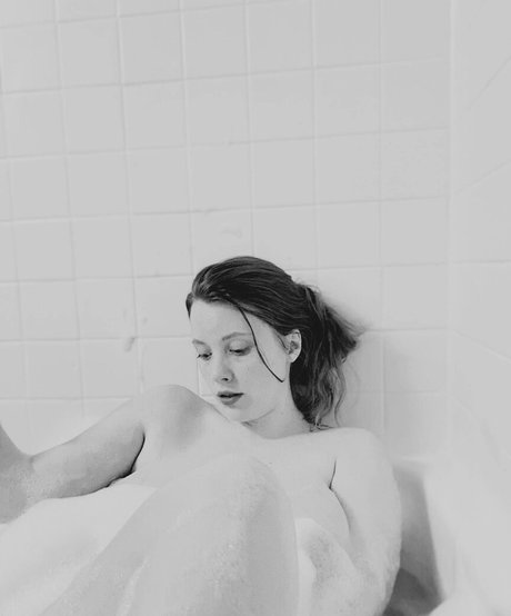 Ivie Walker sex model gallery