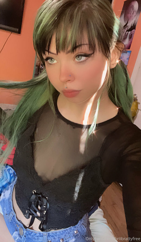 battydoll model perfect photo