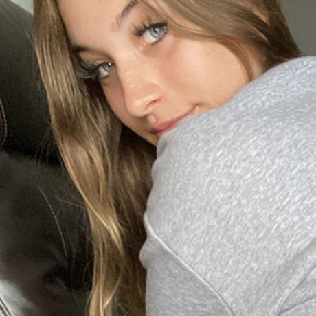 SarahRhyder erotic star pics