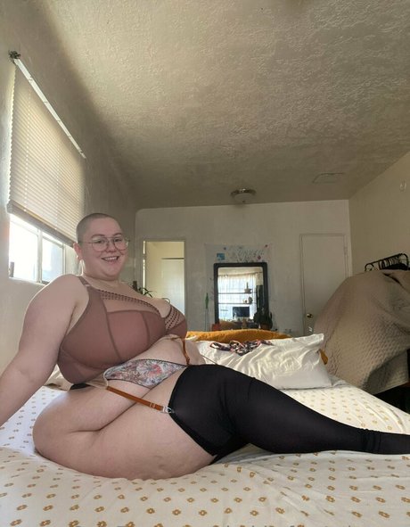 bbwfrogprincess model free pic